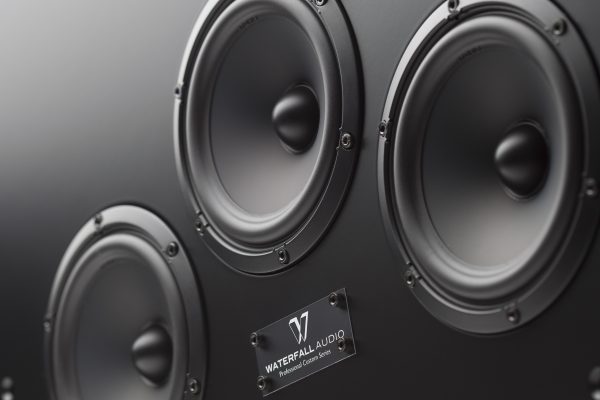 enceinte waterfall audio LCR 300