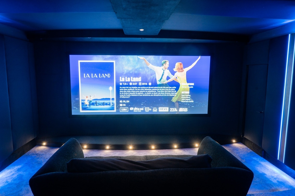 Showroom cinéma de Biscarosse Showroom cinéma de Biscarosse; home cinéma à biscarosse