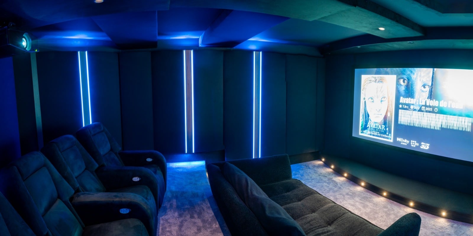 salle de cinéma maison 7 places6 à 15.11.32_d1caf10c Salle de démonstration cinéma à biscarosse; salle de cinéma privée