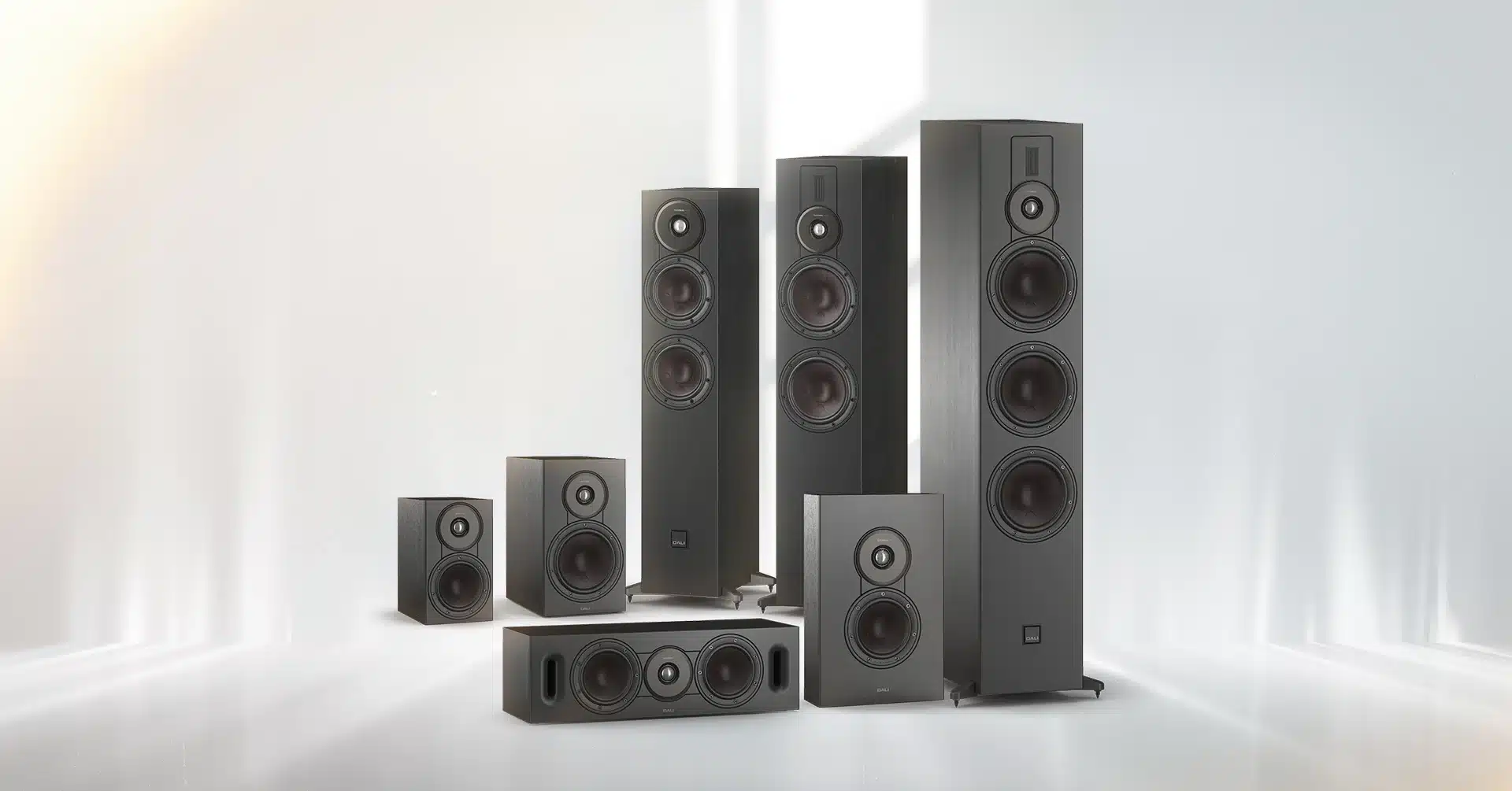 Gamme complète enceintes DALI SONIK pour installation home cinéma